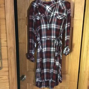 Gap maternity plaid shirt dress